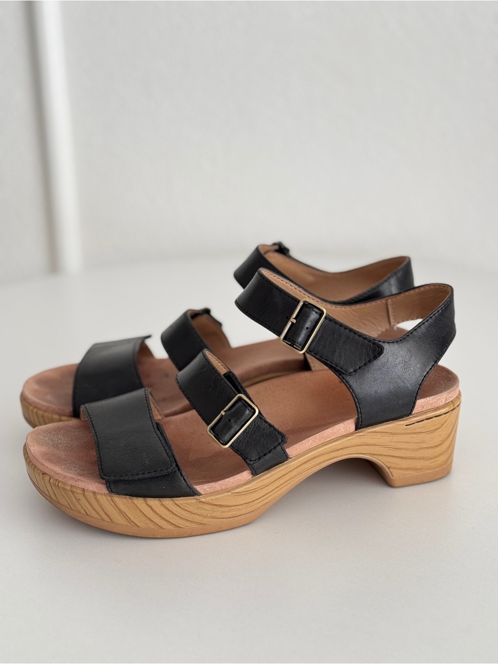 Dansko Malena Black Leather Triple-Strap Velcro Sandals shoes EU SIZE 39 US 8